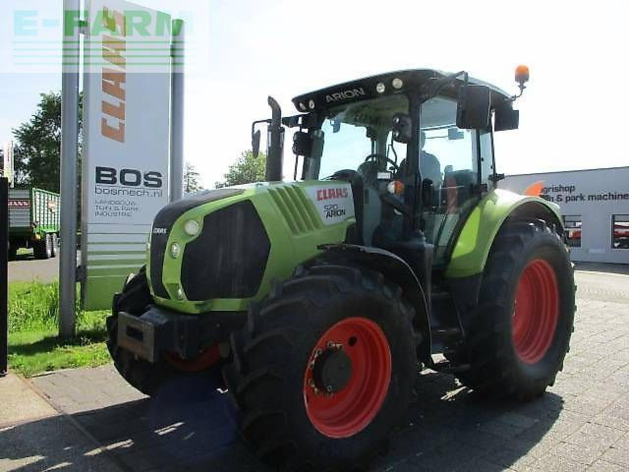 CLAAS arion 520 - Traktor: pilt 1 CLAAS arion 520 - Traktor: pilt 1