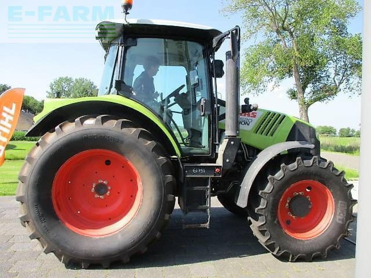 CLAAS arion 520 - Traktor: pilt 4 CLAAS arion 520 - Traktor: pilt 4