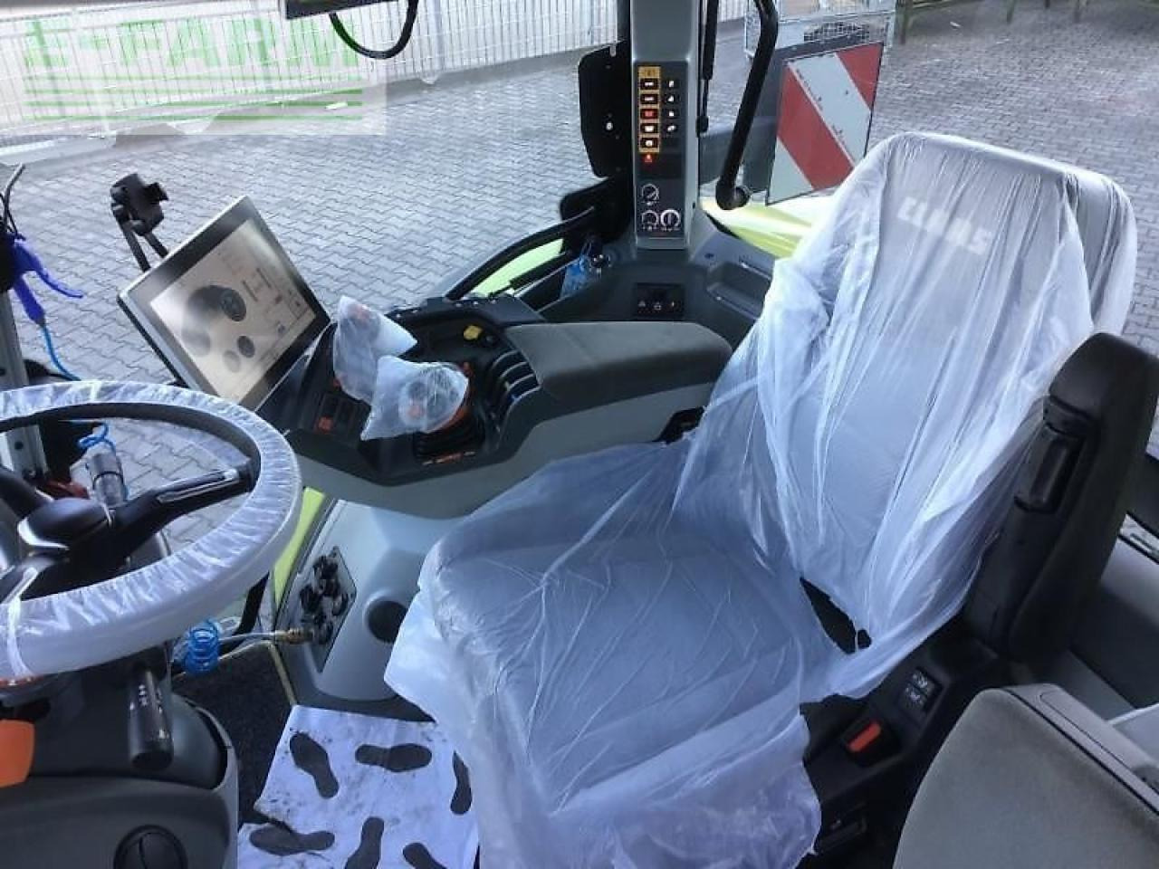 Traktor CLAAS arion 550 cmatic CMATIC: pilt 7