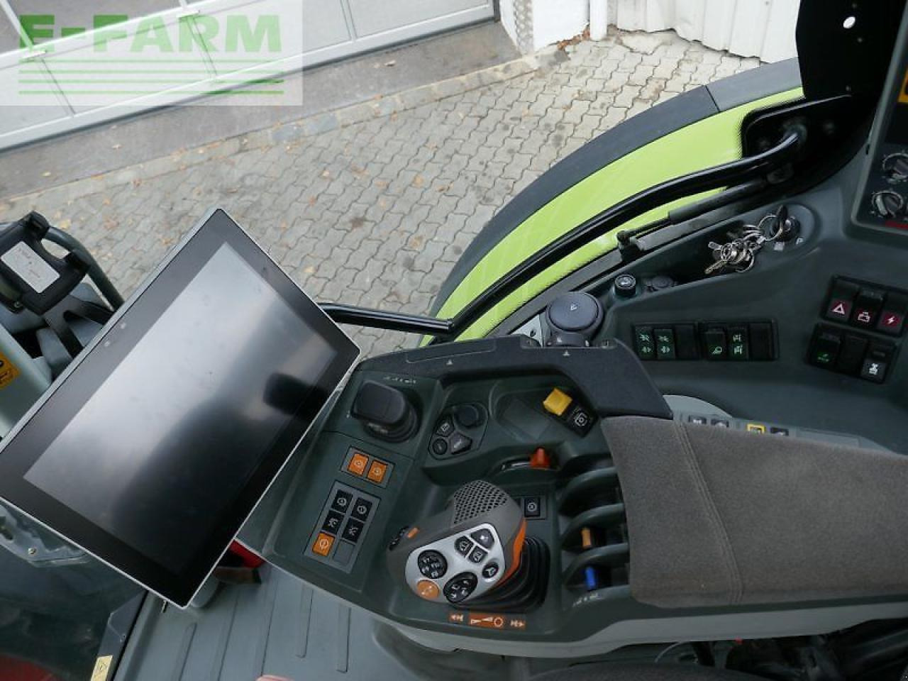 Traktor CLAAS arion 550 cmatic cebis CMATIC CEBIS: pilt 12