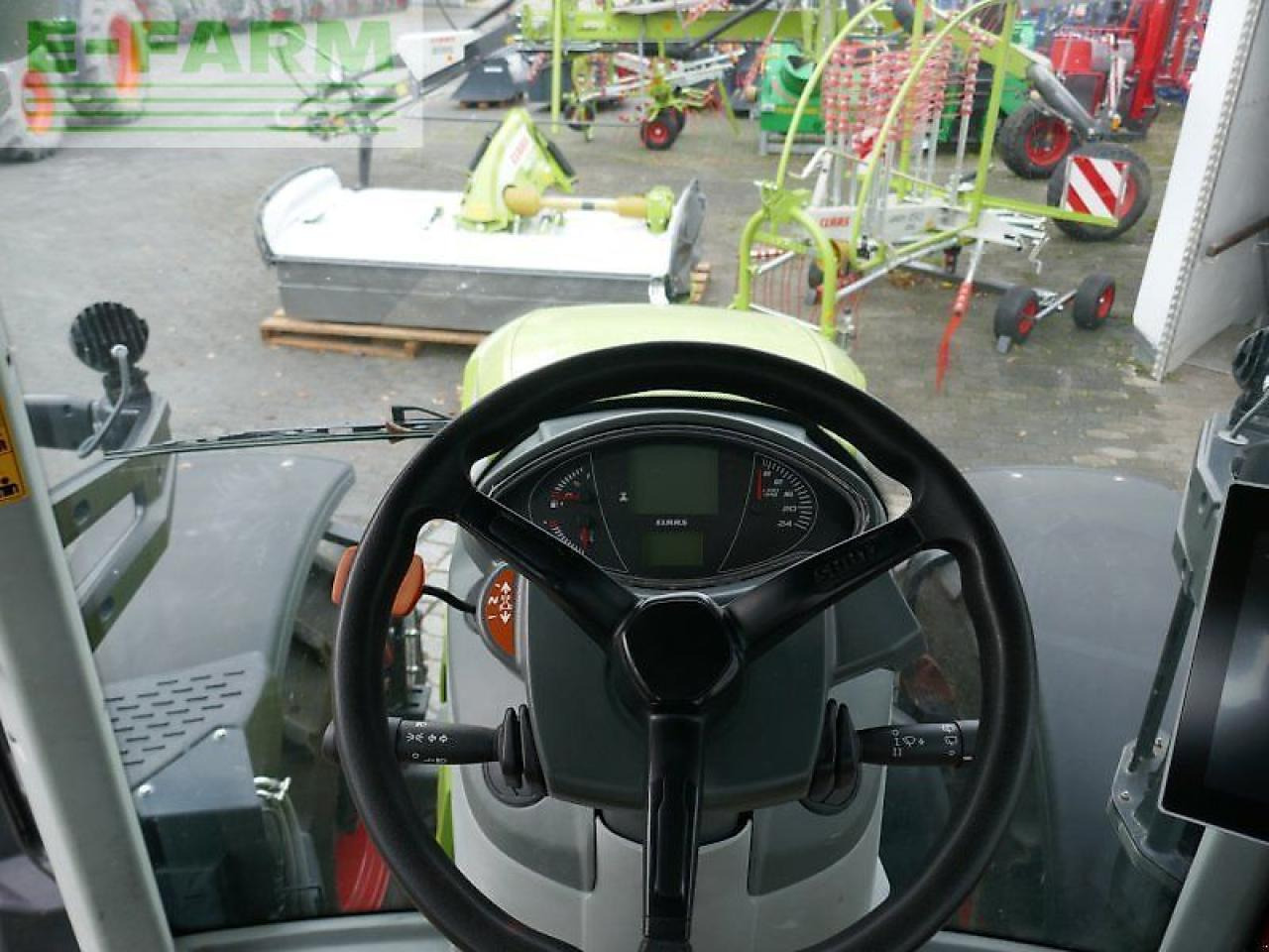Traktor CLAAS arion 550 cmatic cebis CMATIC CEBIS: pilt 14