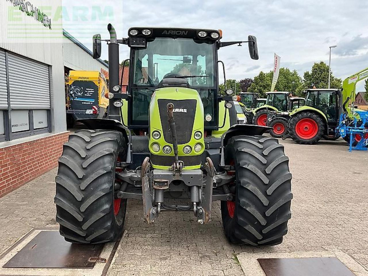 CLAAS arion 640 cebis 50km/h CEBIS - Traktor: pilt 3 CLAAS arion 640 cebis 50km/h CEBIS - Traktor: pilt 3