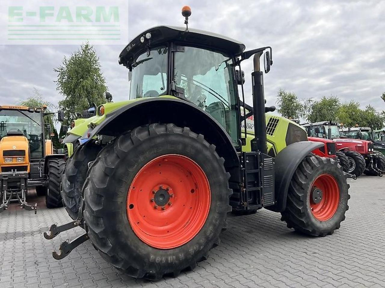 CLAAS axion 800 cis - Traktor: pilt 5 CLAAS axion 800 cis - Traktor: pilt 5