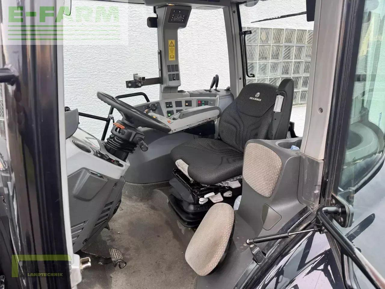 CLAAS axion 810 cmatic cebis black edition CMATIC CEBIS - Traktor: pilt 4 CLAAS axion 810 cmatic cebis black edition CMATIC CEBIS - Traktor: pilt 4