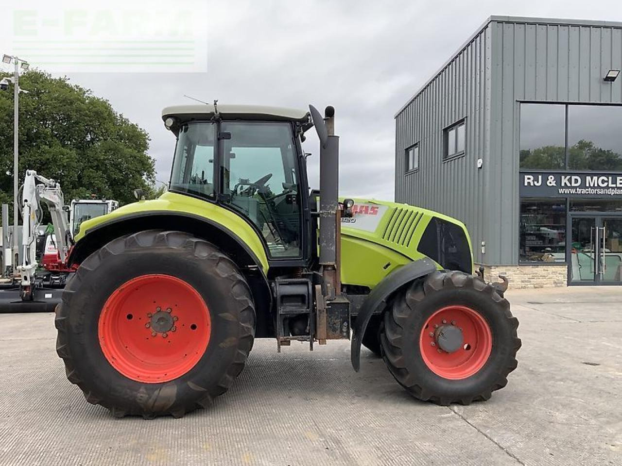 CLAAS axion 820 digger (st20874) - Traktor: pilt 2 CLAAS axion 820 digger (st20874) - Traktor: pilt 2