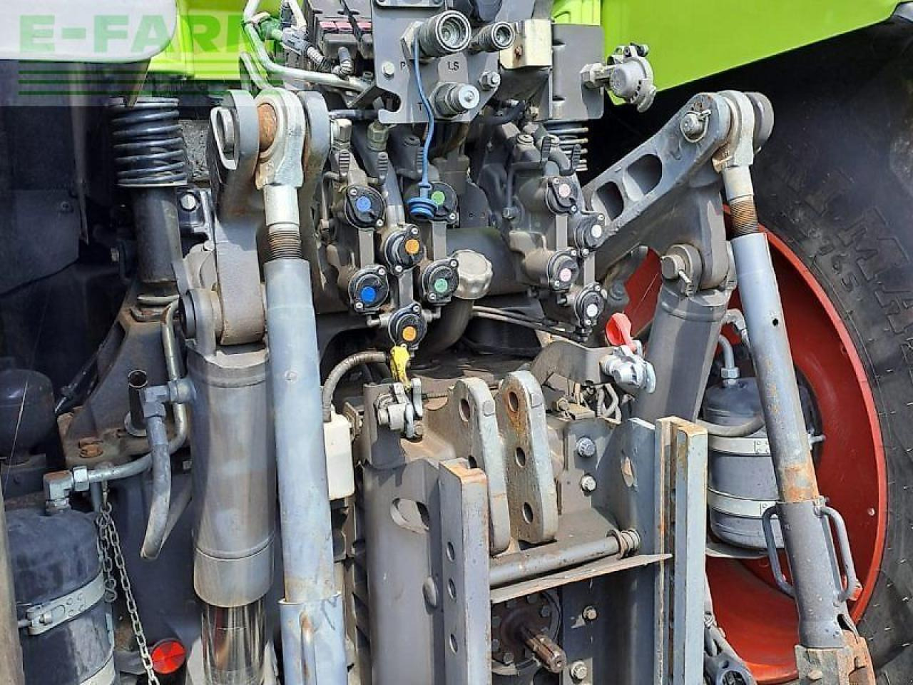 CLAAS axion 830 c-matic CMATIC - Traktor: pilt 3 CLAAS axion 830 c-matic CMATIC - Traktor: pilt 3
