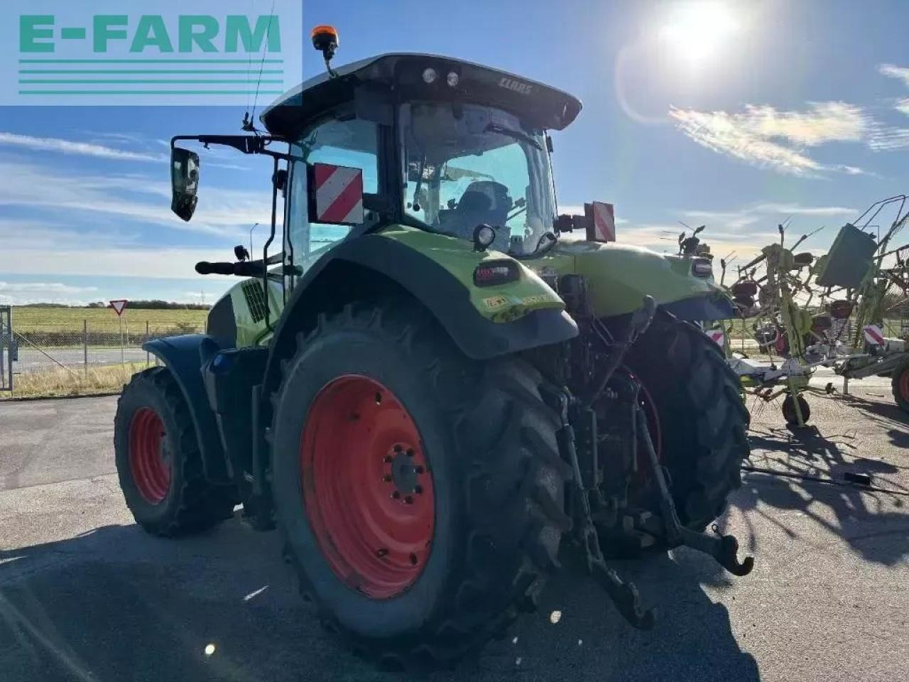 CLAAS axion 830 cebis - Traktor: pilt 5 CLAAS axion 830 cebis - Traktor: pilt 5