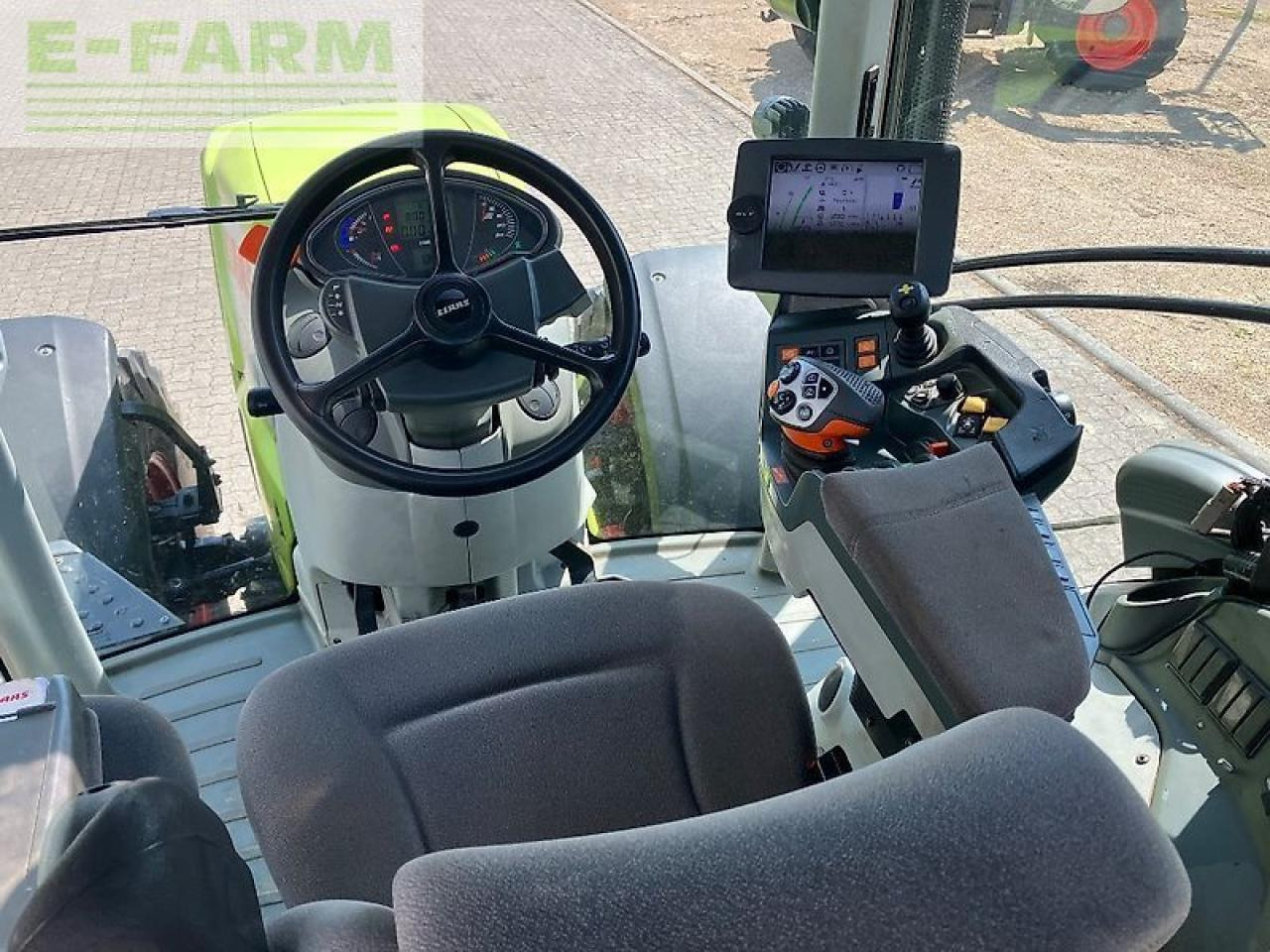 Traktor CLAAS axion 870: pilt 9 Traktor CLAAS axion 870: pilt 9