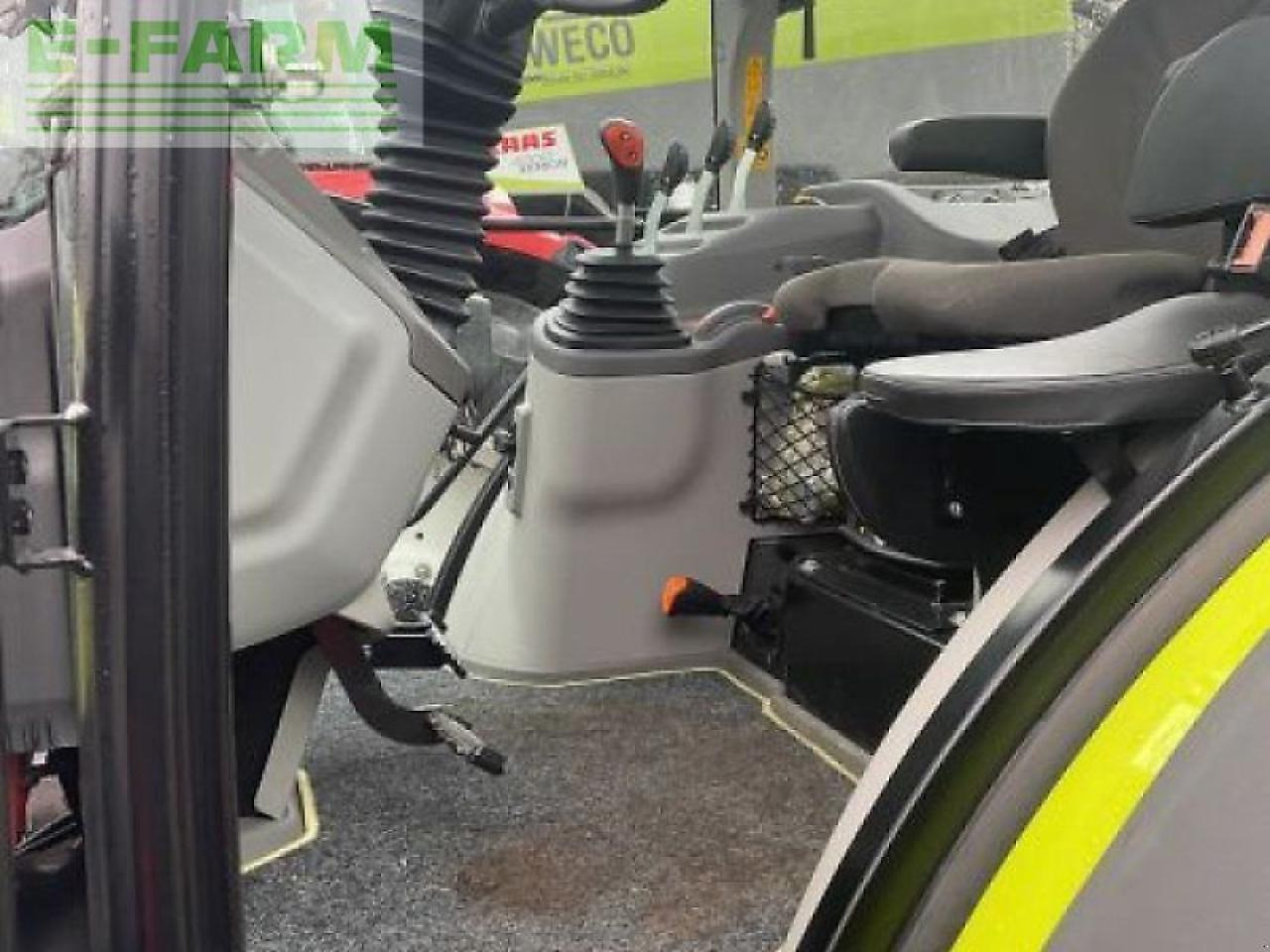 CLAAS axos 240 advanced claas trakto - Traktor: pilt 3 CLAAS axos 240 advanced claas trakto - Traktor: pilt 3