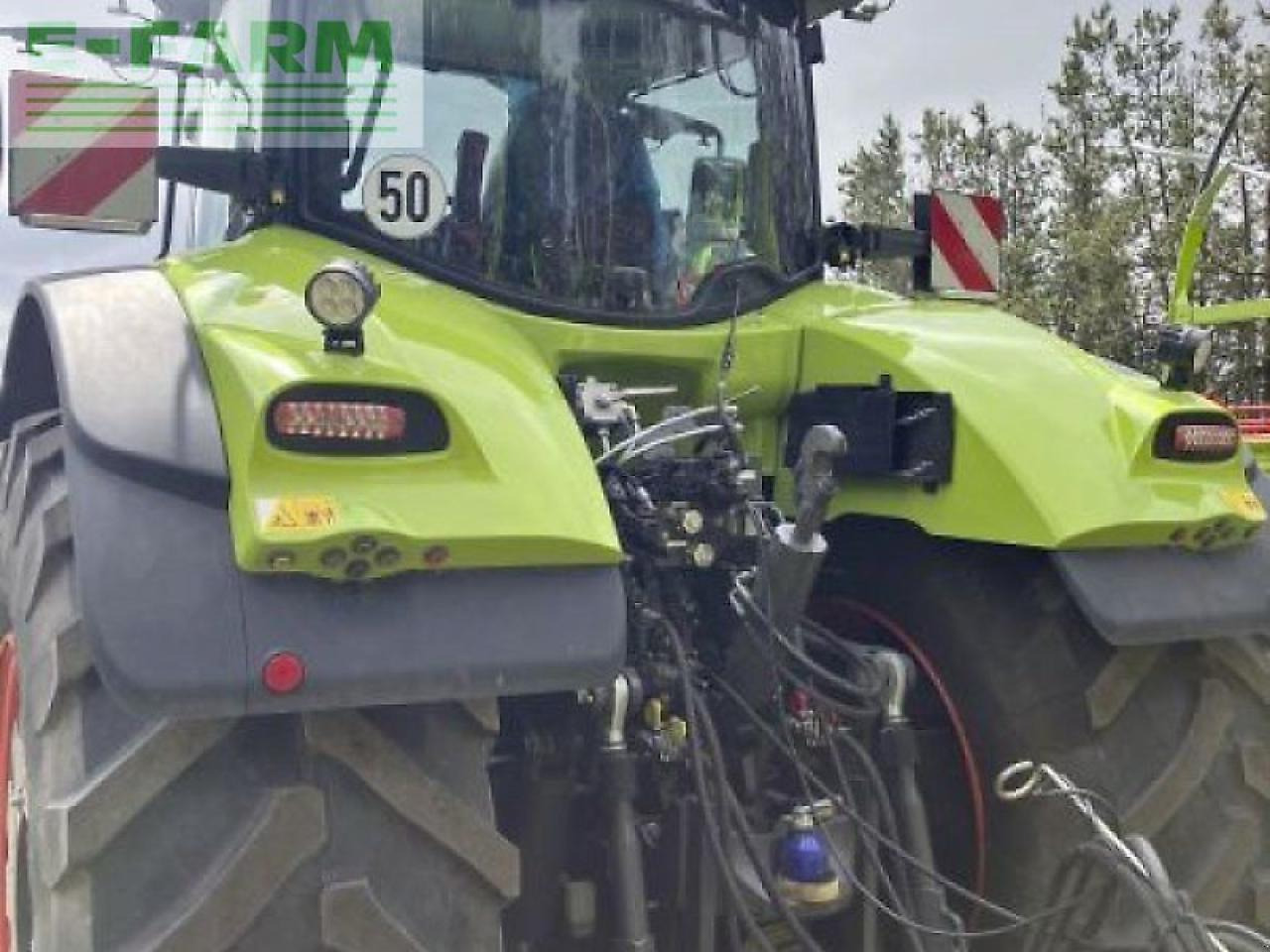 CLAAS gebr. axion 920 cmatic - Traktor: pilt 4 CLAAS gebr. axion 920 cmatic - Traktor: pilt 4