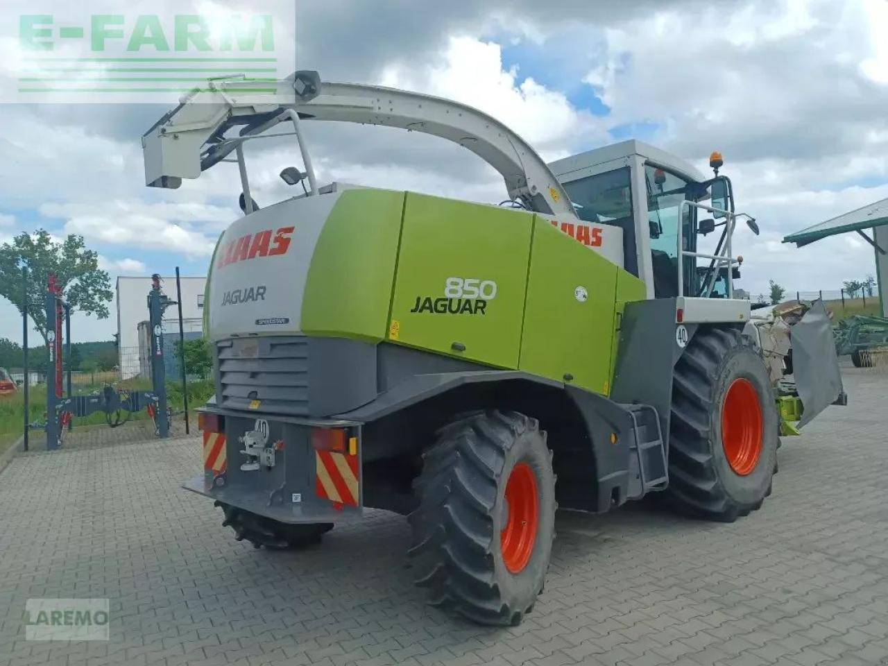 CLAAS jaguar 850 speedstar - 4-trac - Koristusmasin: pilt 4 CLAAS jaguar 850 speedstar - 4-trac - Koristusmasin: pilt 4
