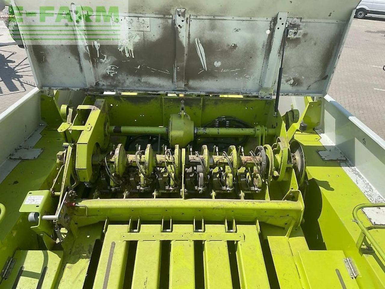 CLAAS quadrant 2200 - Heinapress, kandiline: pilt 4 CLAAS quadrant 2200 - Heinapress, kandiline: pilt 4