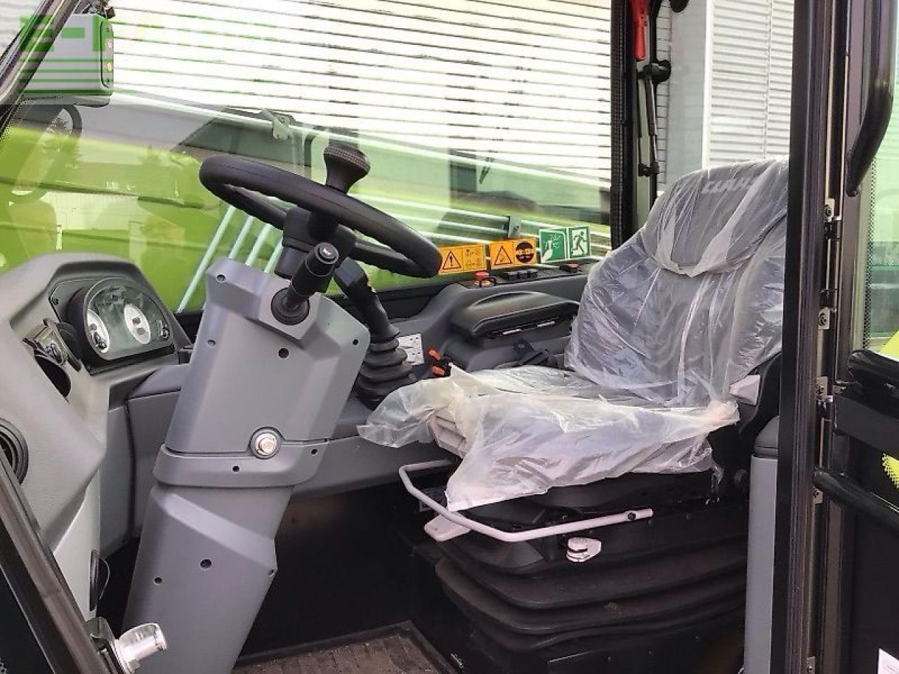 CLAAS scorpion 741 vp - Teleskooplaadur: pilt 3 CLAAS scorpion 741 vp - Teleskooplaadur: pilt 3