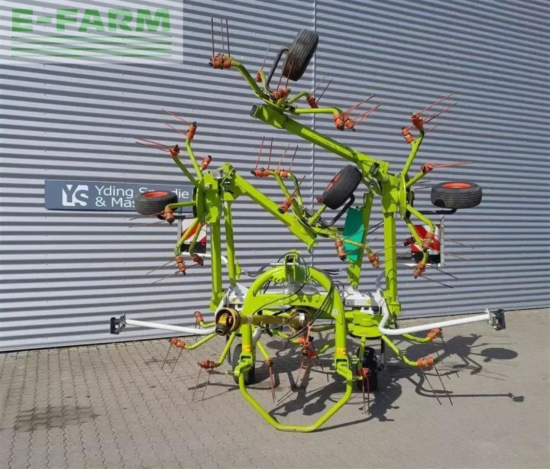 CLAAS volto 800 - Kaarutaja/ Reha: pilt 1 CLAAS volto 800 - Kaarutaja/ Reha: pilt 1