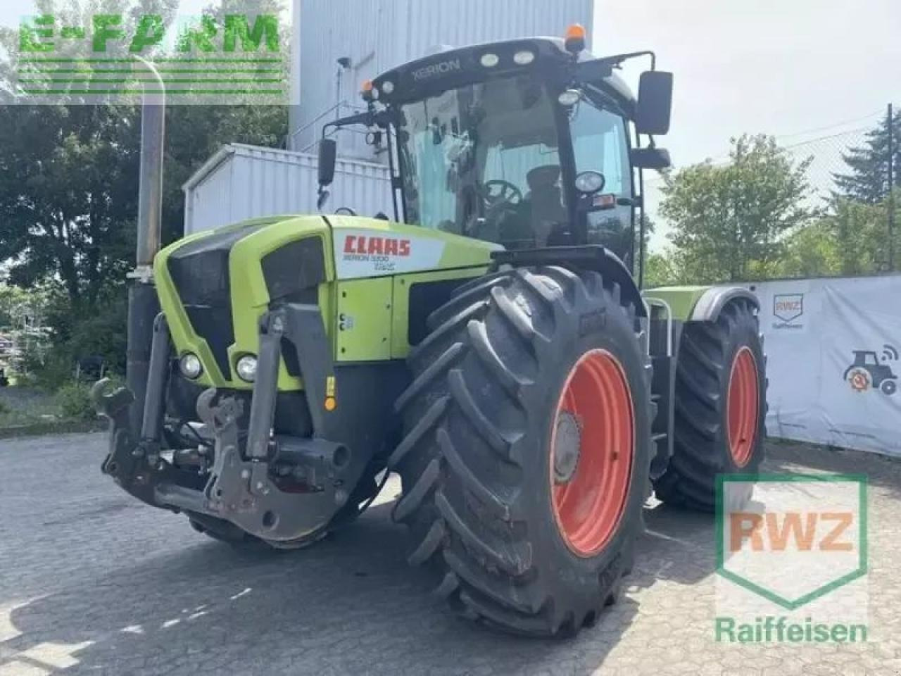 Traktor CLAAS xerion 3300 trac vc TRAC VC: pilt 6