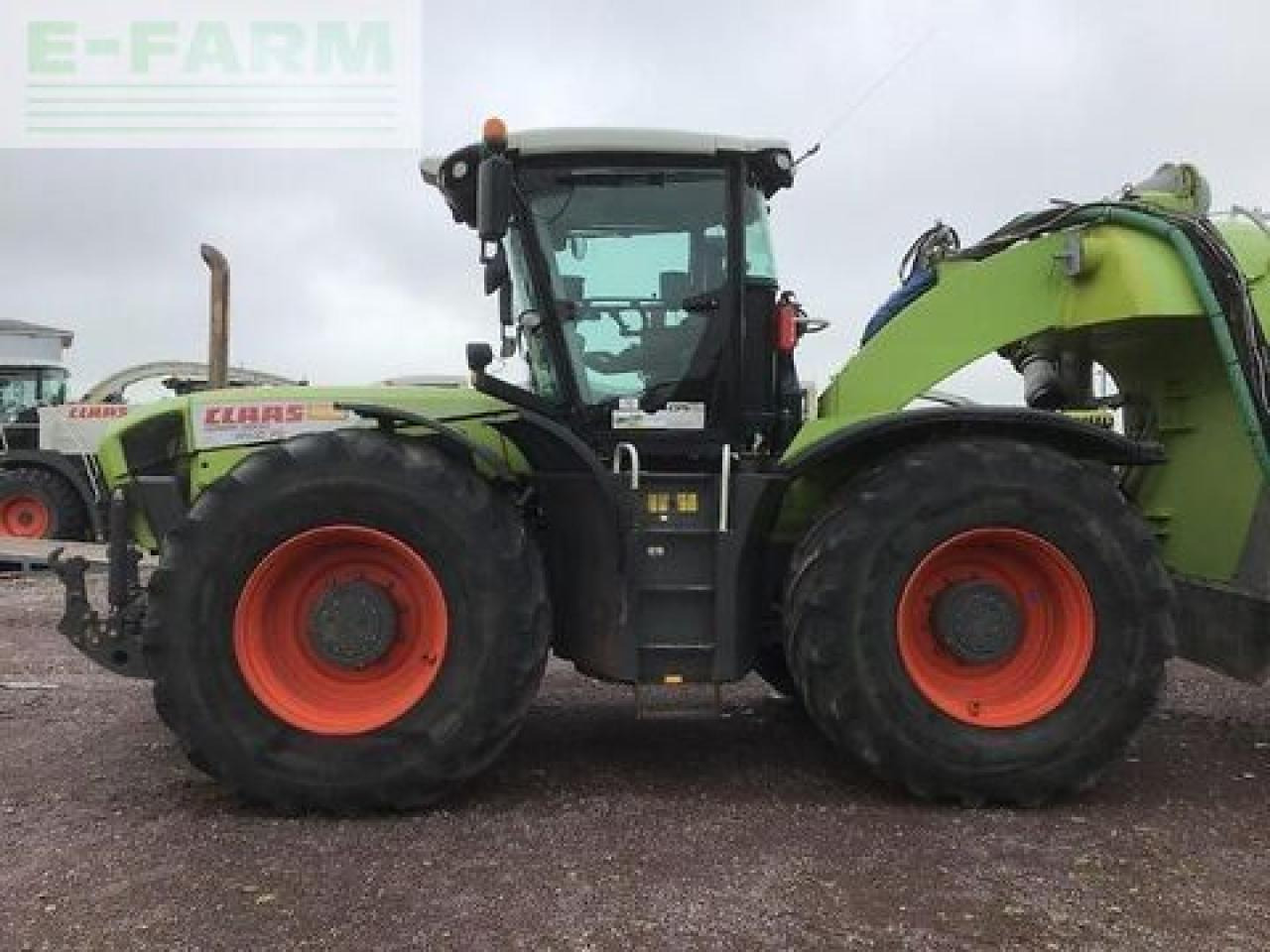 CLAAS xerion 3800 trac vc TRAC VC - Traktor: pilt 4 CLAAS xerion 3800 trac vc TRAC VC - Traktor: pilt 4