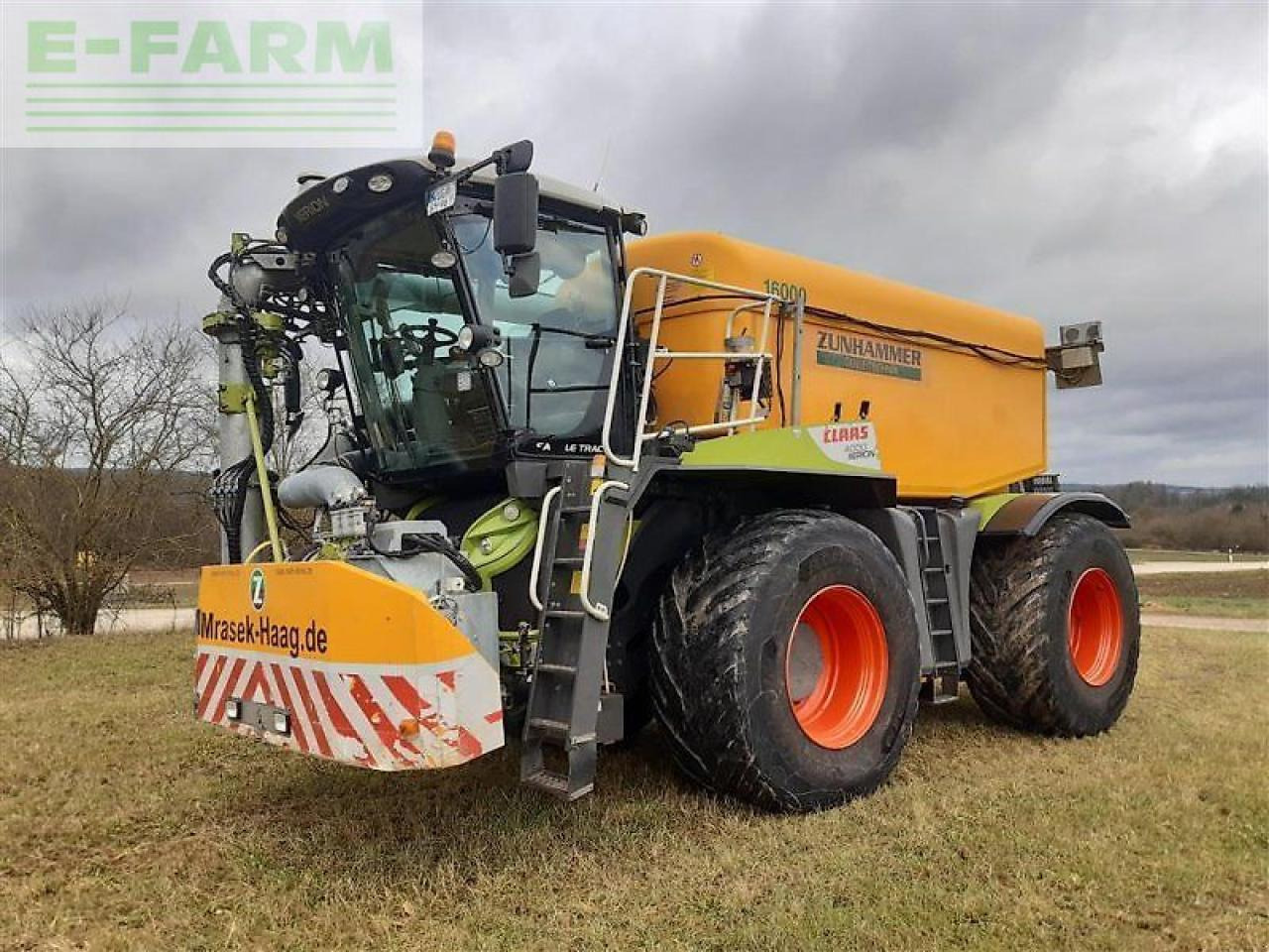 CLAAS xerion 4000 saddle trac SADDLE TRAC - Iseliikuv pihusti: pilt 2 CLAAS xerion 4000 saddle trac SADDLE TRAC - Iseliikuv pihusti: pilt 2