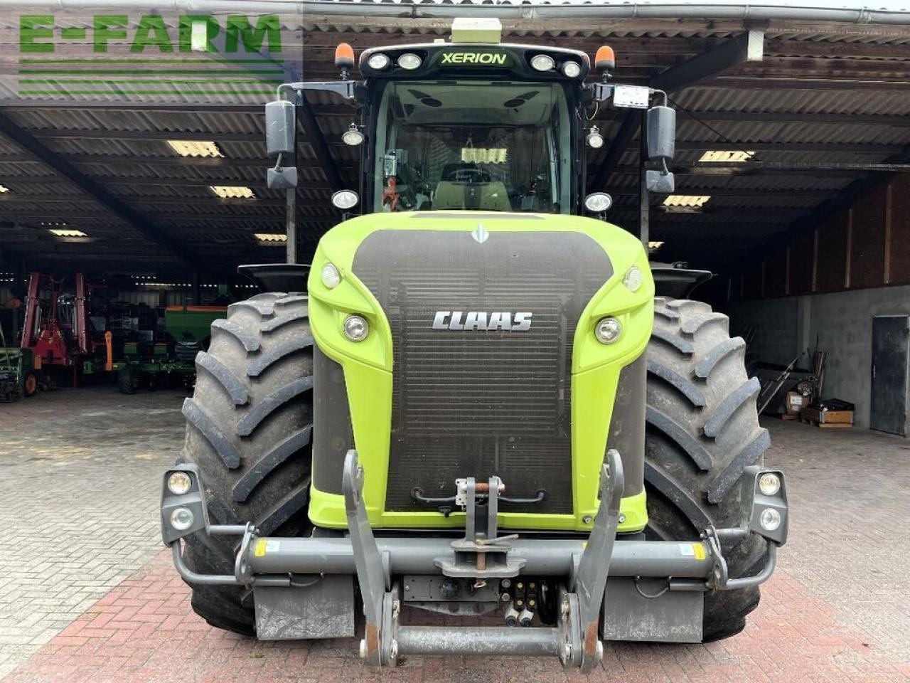 CLAAS xerion 4000 trac vc TRAC VC - Traktor: pilt 2 CLAAS xerion 4000 trac vc TRAC VC - Traktor: pilt 2