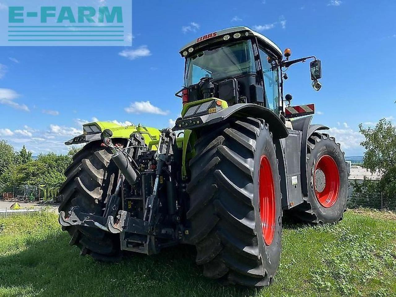 CLAAS xerion 4200 trac vc TRAC VC - Traktor: pilt 3 CLAAS xerion 4200 trac vc TRAC VC - Traktor: pilt 3