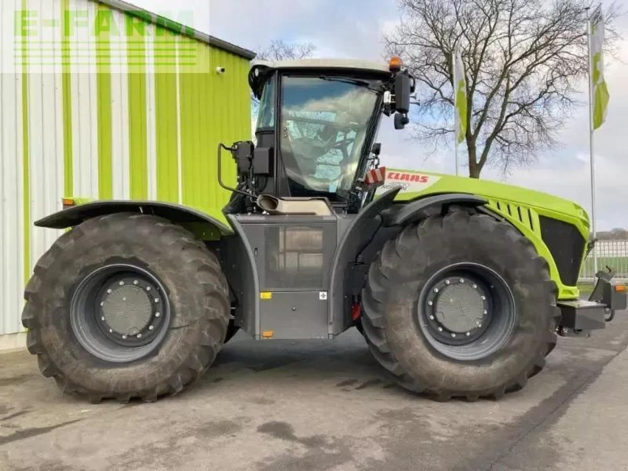 CLAAS xerion 4200 trac vc TRAC VC - Traktor: pilt 4 CLAAS xerion 4200 trac vc TRAC VC - Traktor: pilt 4