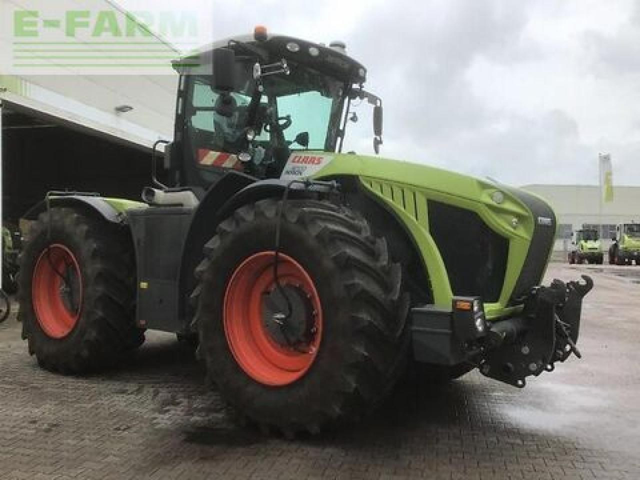 CLAAS xerion 4200 trac vc TRAC VC - Traktor: pilt 2 CLAAS xerion 4200 trac vc TRAC VC - Traktor: pilt 2