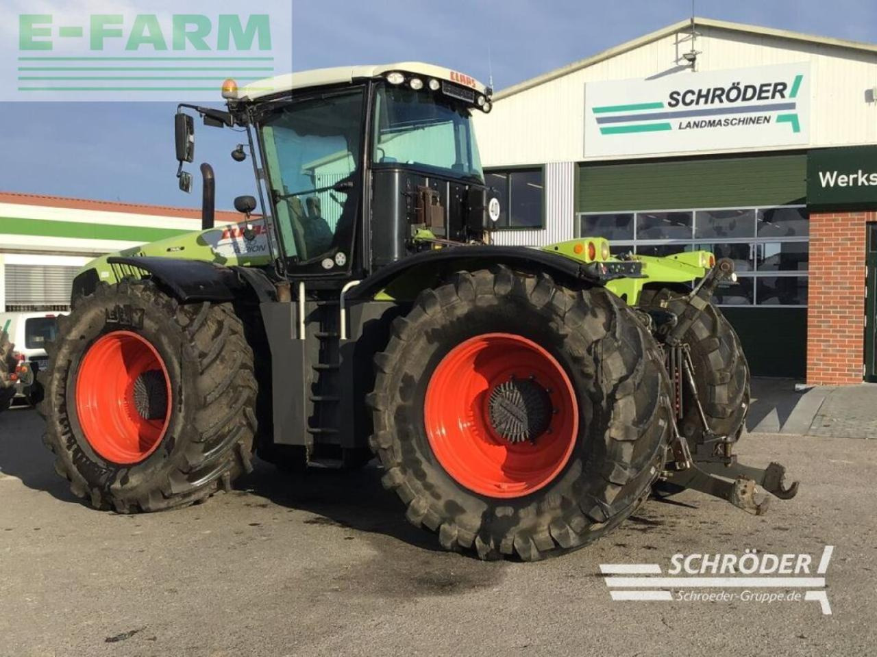 CLAAS xerion 4500 - Traktor: pilt 3 CLAAS xerion 4500 - Traktor: pilt 3