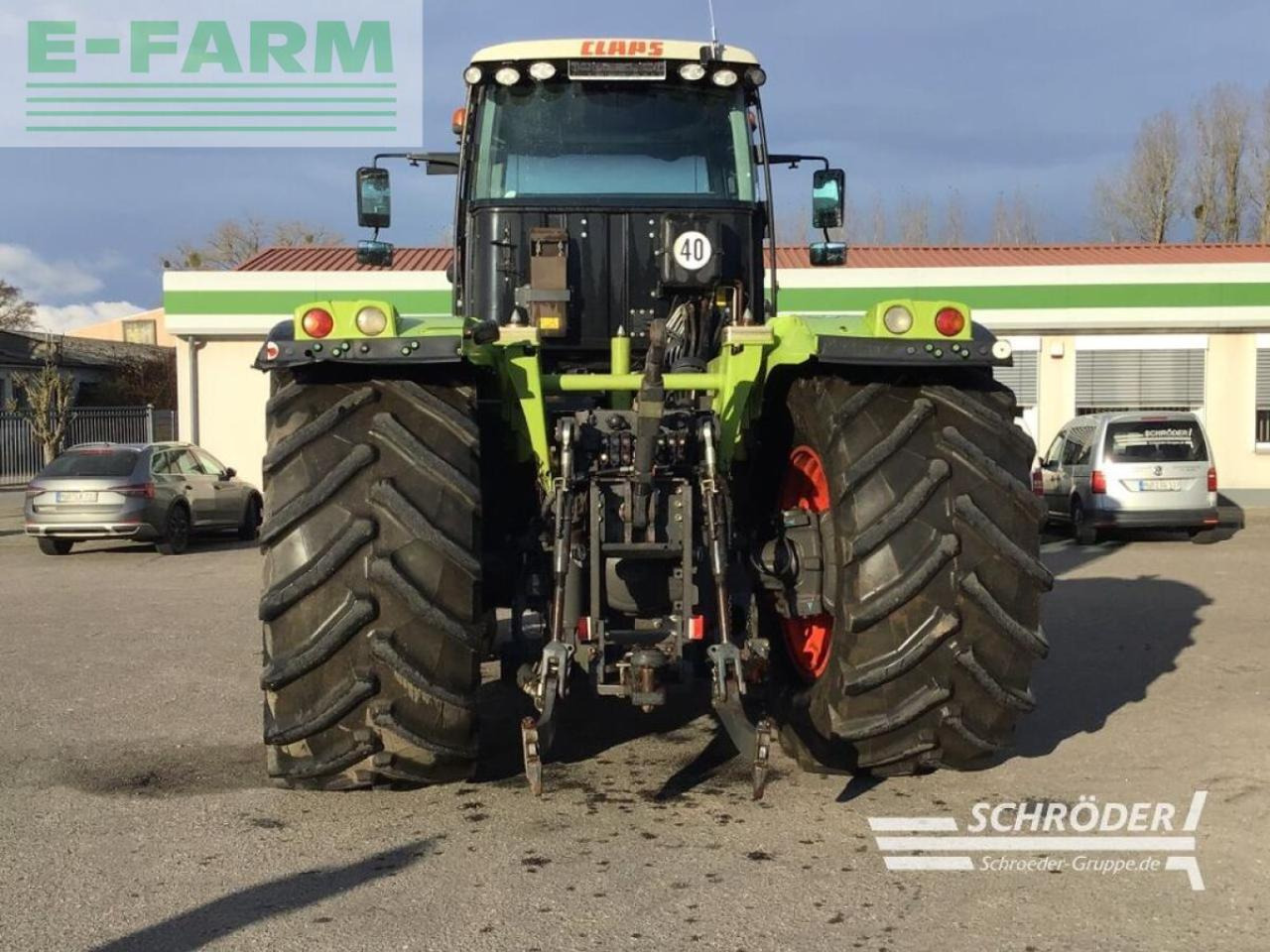 CLAAS xerion 4500 - Traktor: pilt 4 CLAAS xerion 4500 - Traktor: pilt 4