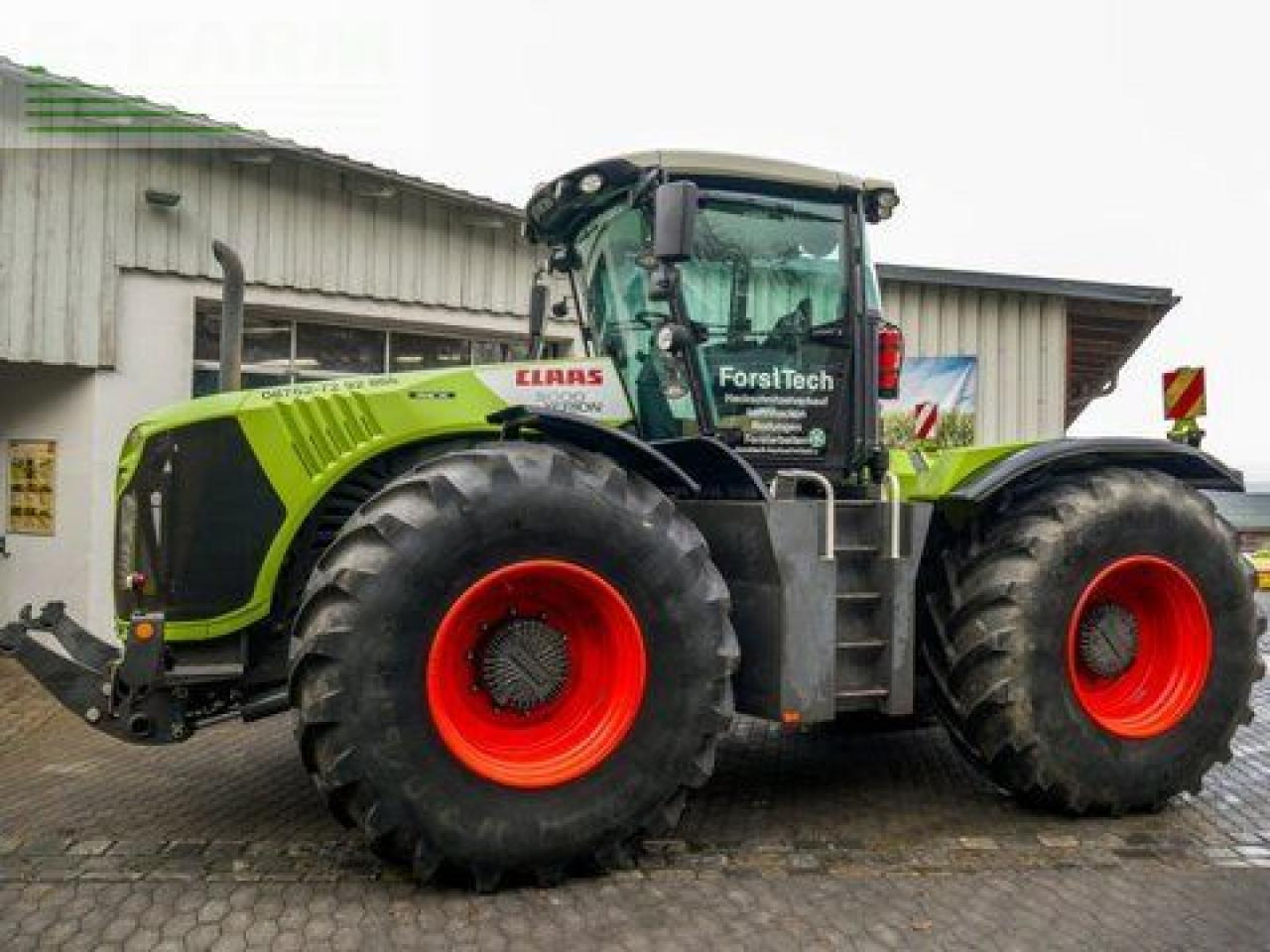CLAAS xerion 4500 trac vc TRAC VC - Traktor: pilt 1 CLAAS xerion 4500 trac vc TRAC VC - Traktor: pilt 1