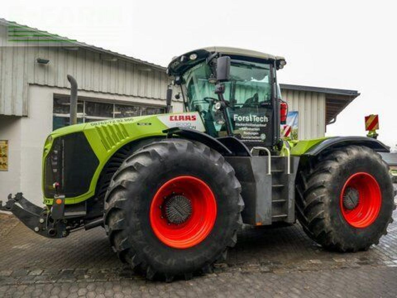 CLAAS xerion 4500 trac vc TRAC VC - Traktor: pilt 2 CLAAS xerion 4500 trac vc TRAC VC - Traktor: pilt 2