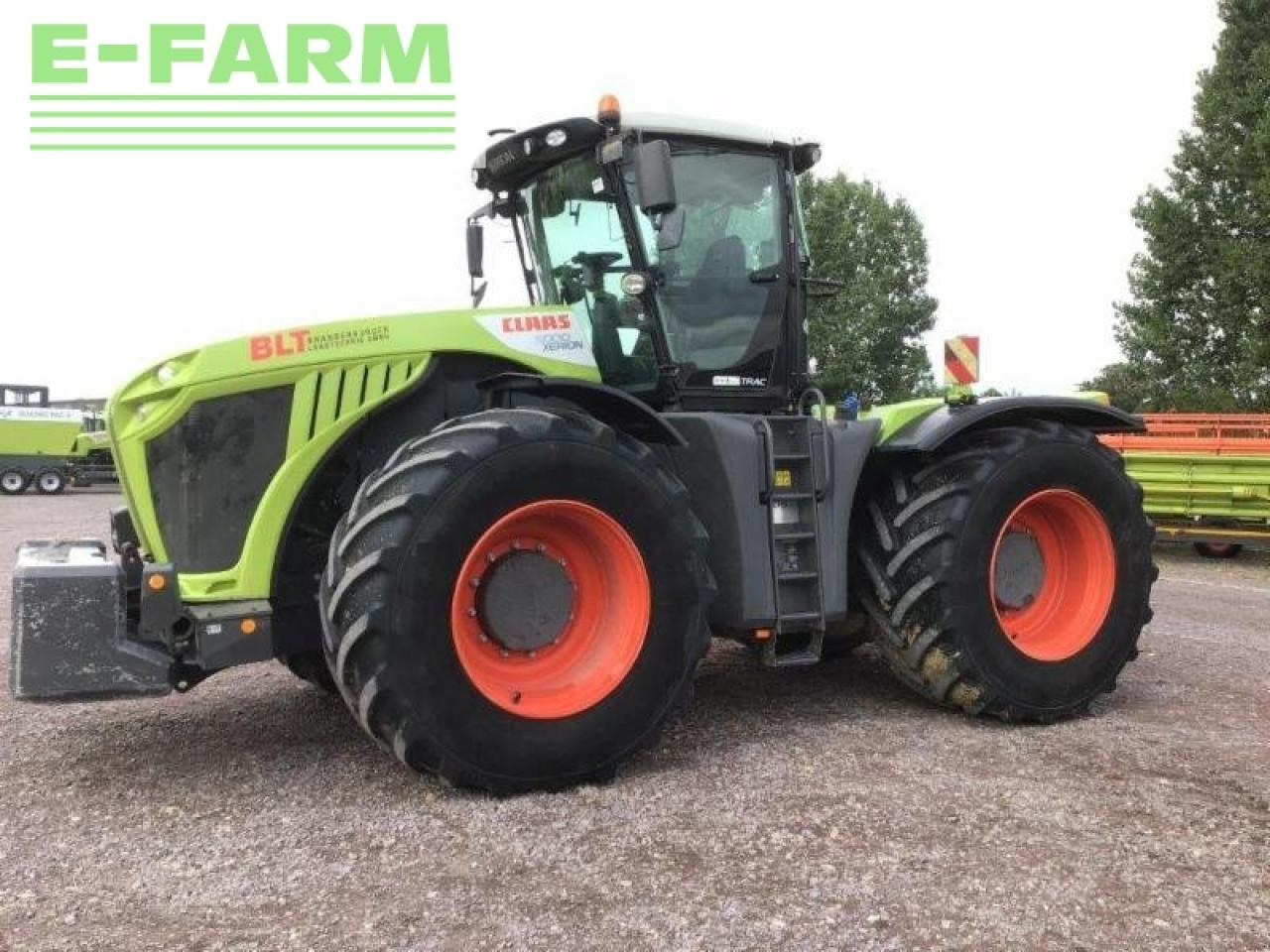 CLAAS xerion 5000 trac TRAC - Traktor: pilt 1 CLAAS xerion 5000 trac TRAC - Traktor: pilt 1