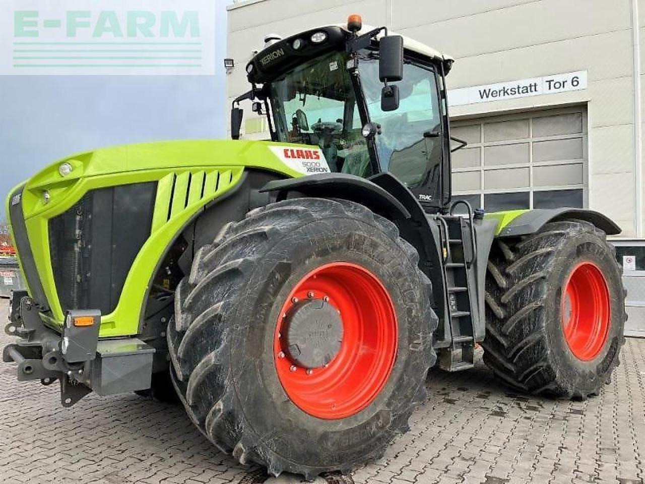 CLAAS xerion 5000 trac TRAC - Traktor: pilt 1 CLAAS xerion 5000 trac TRAC - Traktor: pilt 1