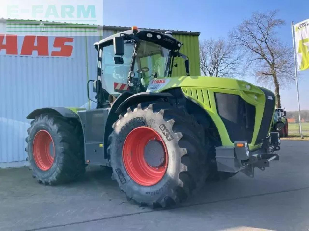CLAAS xerion 5000 trac vc TRAC VC - Traktor: pilt 3 CLAAS xerion 5000 trac vc TRAC VC - Traktor: pilt 3