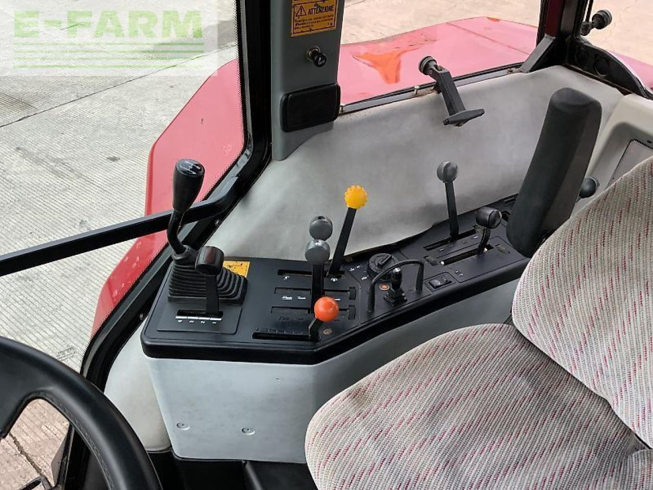 Traktor Case-IH 5140 50,000 edition tractor (st23721): pilt 21