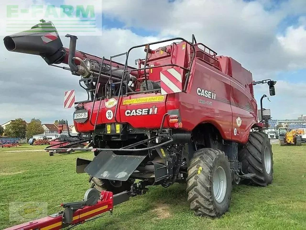 Case-IH axial-flow 6150 inkl. 6,70 m schneidwerk und wagen - Kombain: pilt 4 Case-IH axial-flow 6150 inkl. 6,70 m schneidwerk und wagen - Kombain: pilt 4