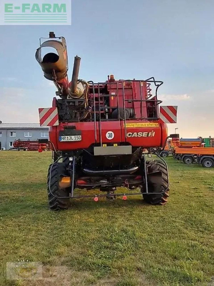 Case-IH axial-flow 6150 inkl. schneidwerk 7,62 m und wagen - Kombain: pilt 4 Case-IH axial-flow 6150 inkl. schneidwerk 7,62 m und wagen - Kombain: pilt 4