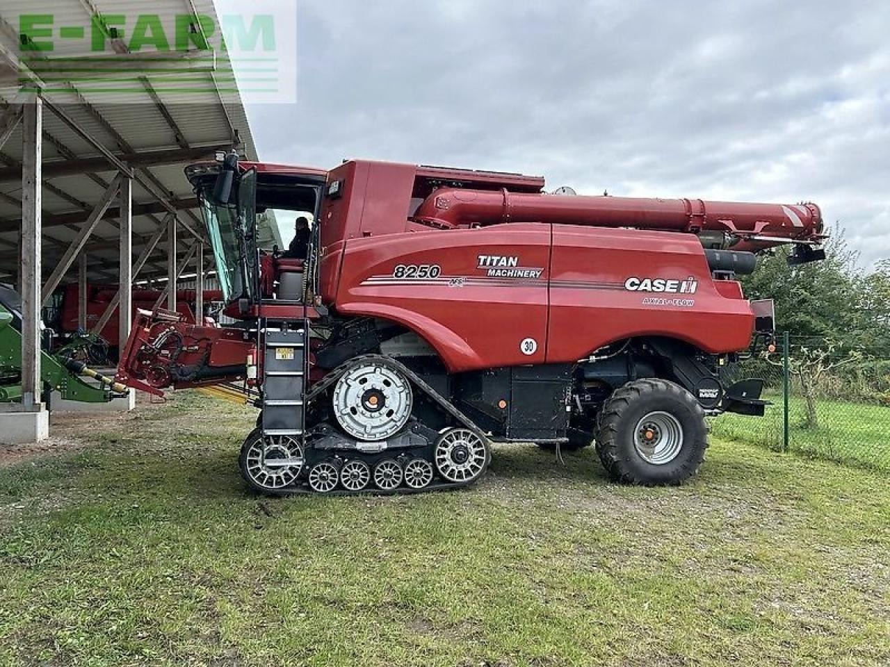 Case-IH axial flow 8250 st5 - Kombain: pilt 4 Case-IH axial flow 8250 st5 - Kombain: pilt 4