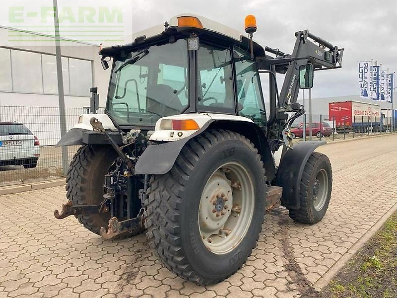 Case-IH jx 1090u - Traktor: pilt 4 Case-IH jx 1090u - Traktor: pilt 4
