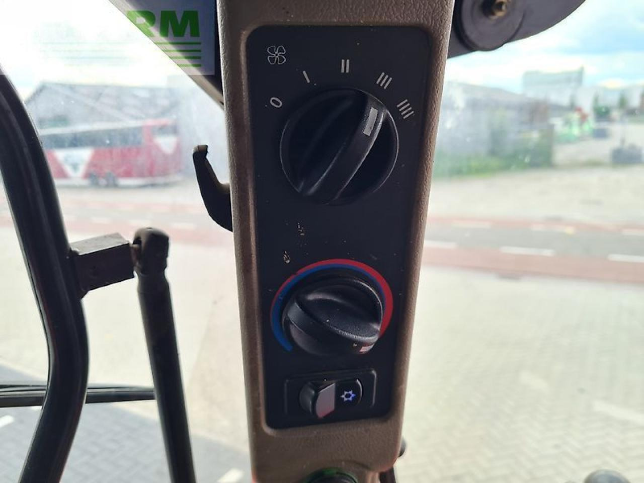 Traktor Case-IH maxxum 115: pilt 18