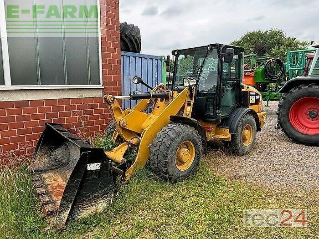 Caterpillar 906 m - Miniekskavaator: pilt 1 Caterpillar 906 m - Miniekskavaator: pilt 1