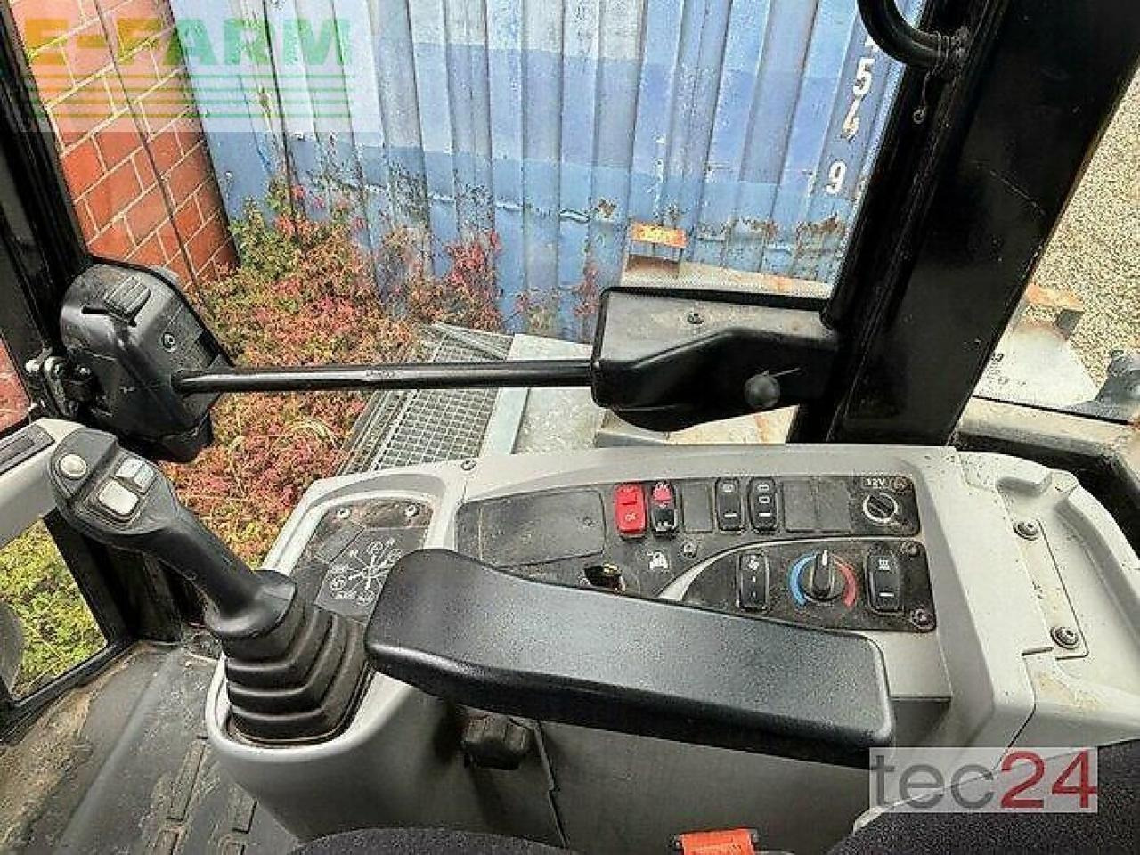 Caterpillar 906 m - Miniekskavaator: pilt 4 Caterpillar 906 m - Miniekskavaator: pilt 4