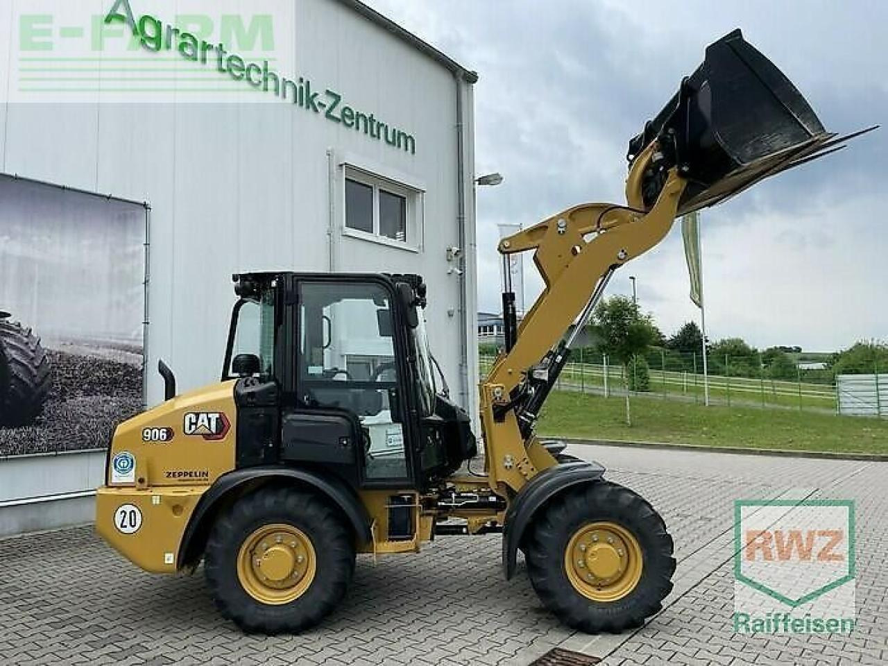 Caterpillar 906 radlader - Miniekskavaator: pilt 2 Caterpillar 906 radlader - Miniekskavaator: pilt 2