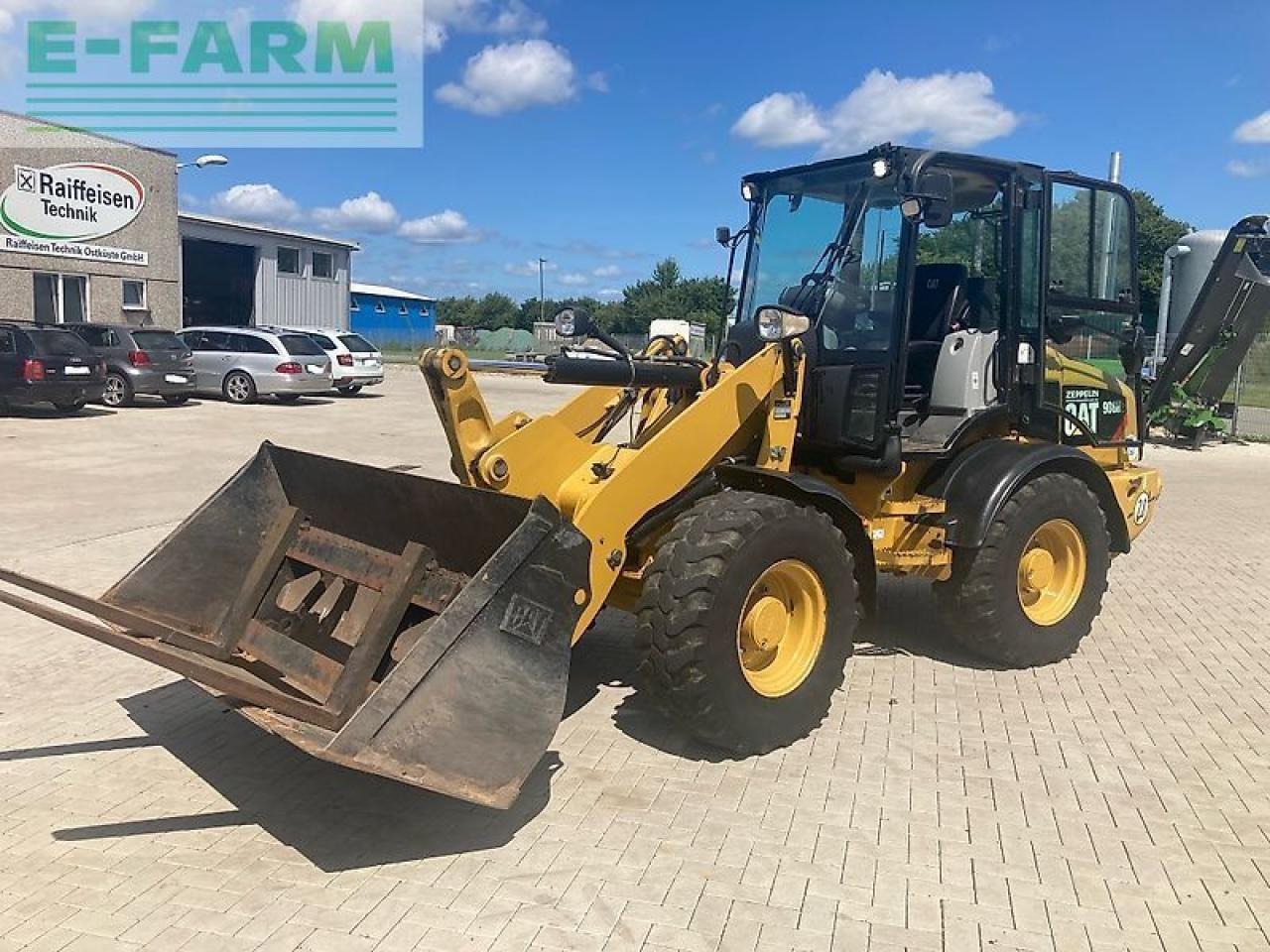 Caterpillar radlader cat 908 h2 - Miniekskavaator: pilt 2 Caterpillar radlader cat 908 h2 - Miniekskavaator: pilt 2