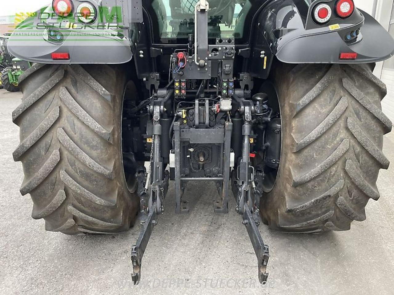 Traktor Deutz-Fahr 6210 agrotron ttv warrior: pilt 12