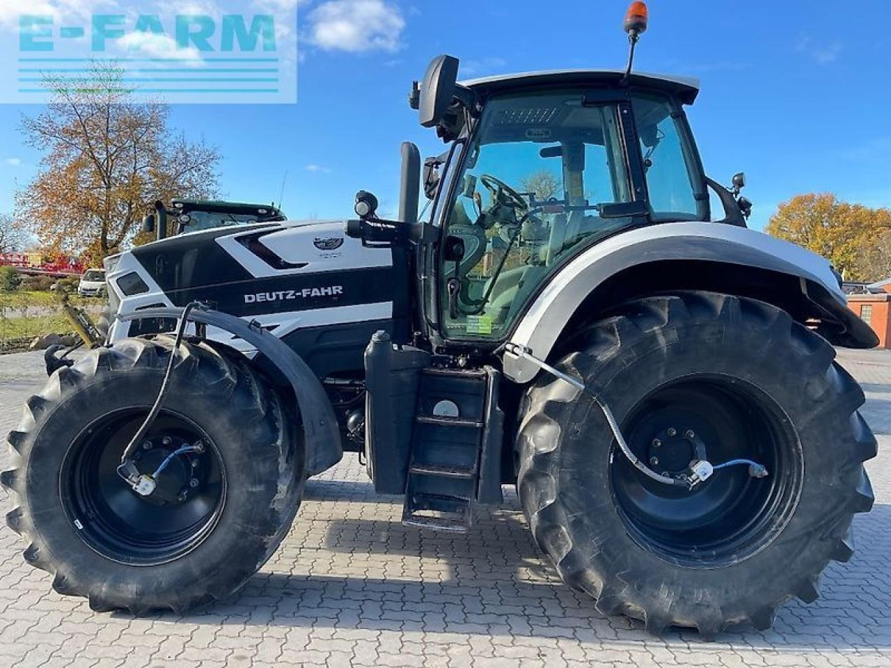 Deutz-Fahr 6215 agrotron ttv - Traktor: pilt 2 Deutz-Fahr 6215 agrotron ttv - Traktor: pilt 2
