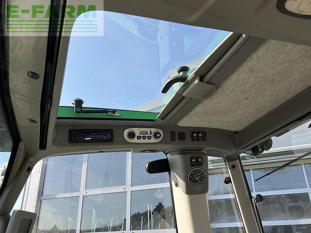 Deutz-Fahr 7250 agrotron ttv - Traktor: pilt 5 Deutz-Fahr 7250 agrotron ttv - Traktor: pilt 5