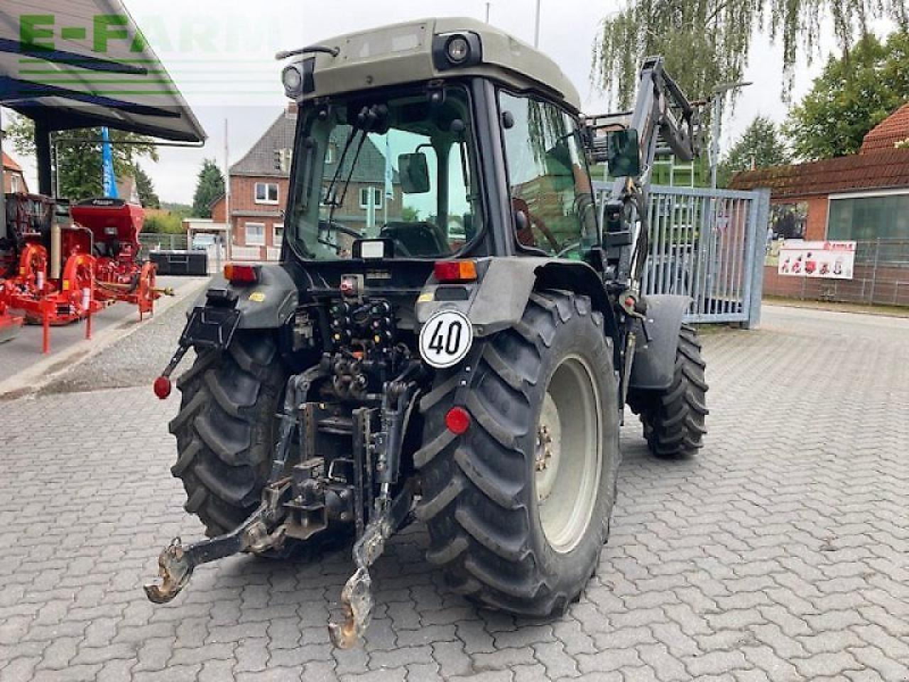 Deutz-Fahr agroplus f 430 gs F - Traktor: pilt 5 Deutz-Fahr agroplus f 430 gs F - Traktor: pilt 5