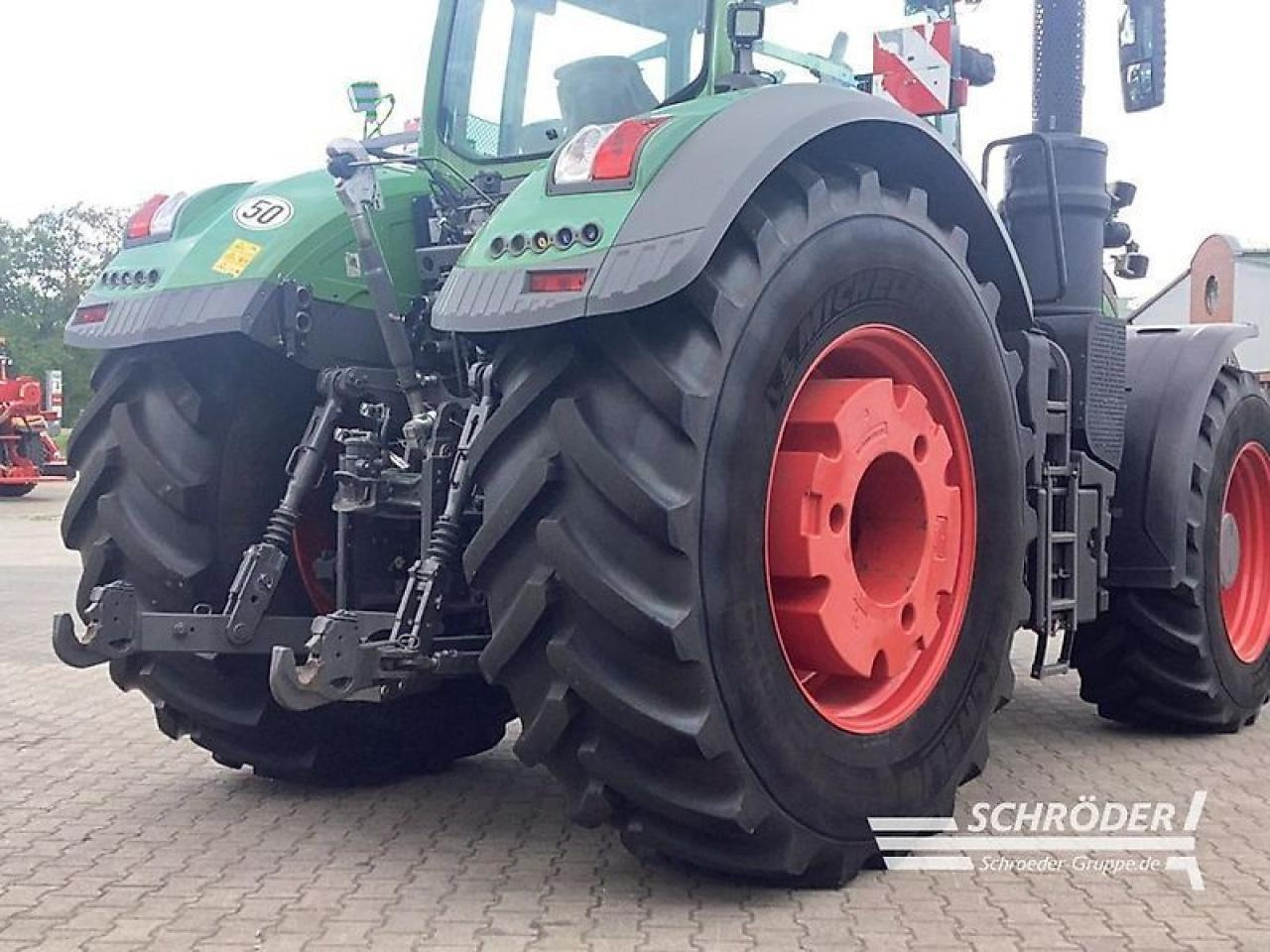 Fendt 1050 vario s4 profi plus ProfiPlus - Traktor: pilt 4 Fendt 1050 vario s4 profi plus ProfiPlus - Traktor: pilt 4