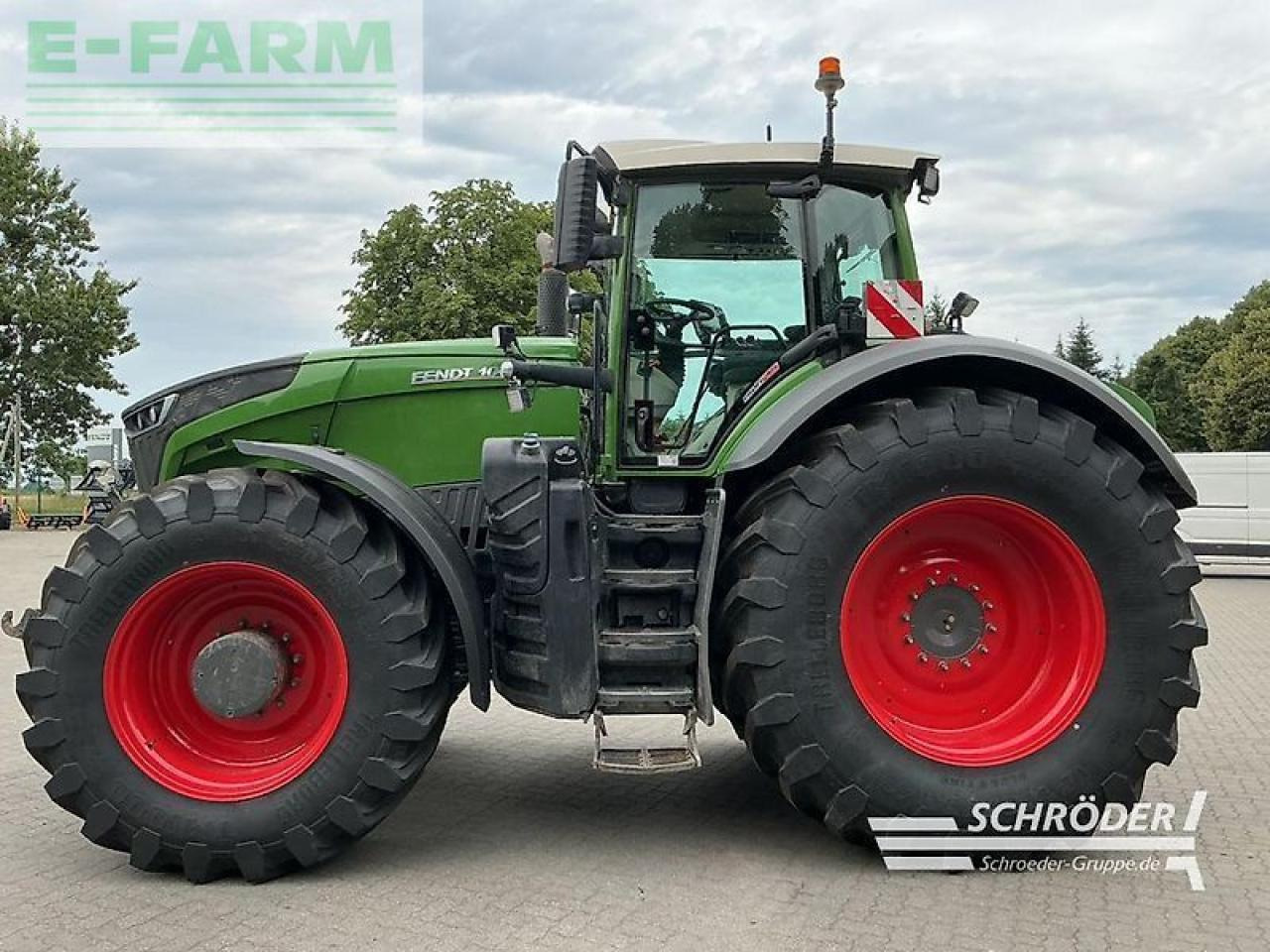 Fendt 1050 vario s4 profi plus - motor neu - Traktor: pilt 5 Fendt 1050 vario s4 profi plus - motor neu - Traktor: pilt 5