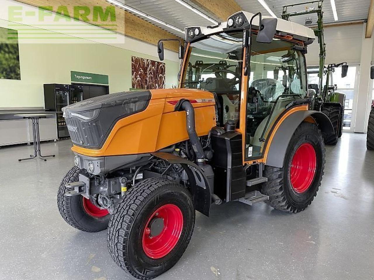 Fendt 208 f vario gen3 t F - Traktor: pilt 1 Fendt 208 f vario gen3 t F - Traktor: pilt 1