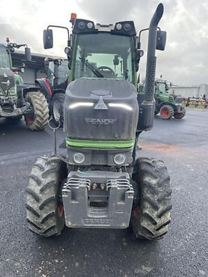 Fendt 209 v vario V - Traktor: pilt 2 Fendt 209 v vario V - Traktor: pilt 2